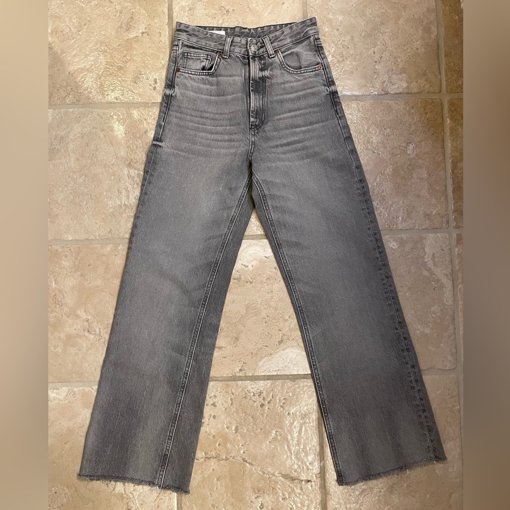 Zara High Waisted Wide Leg Jeans